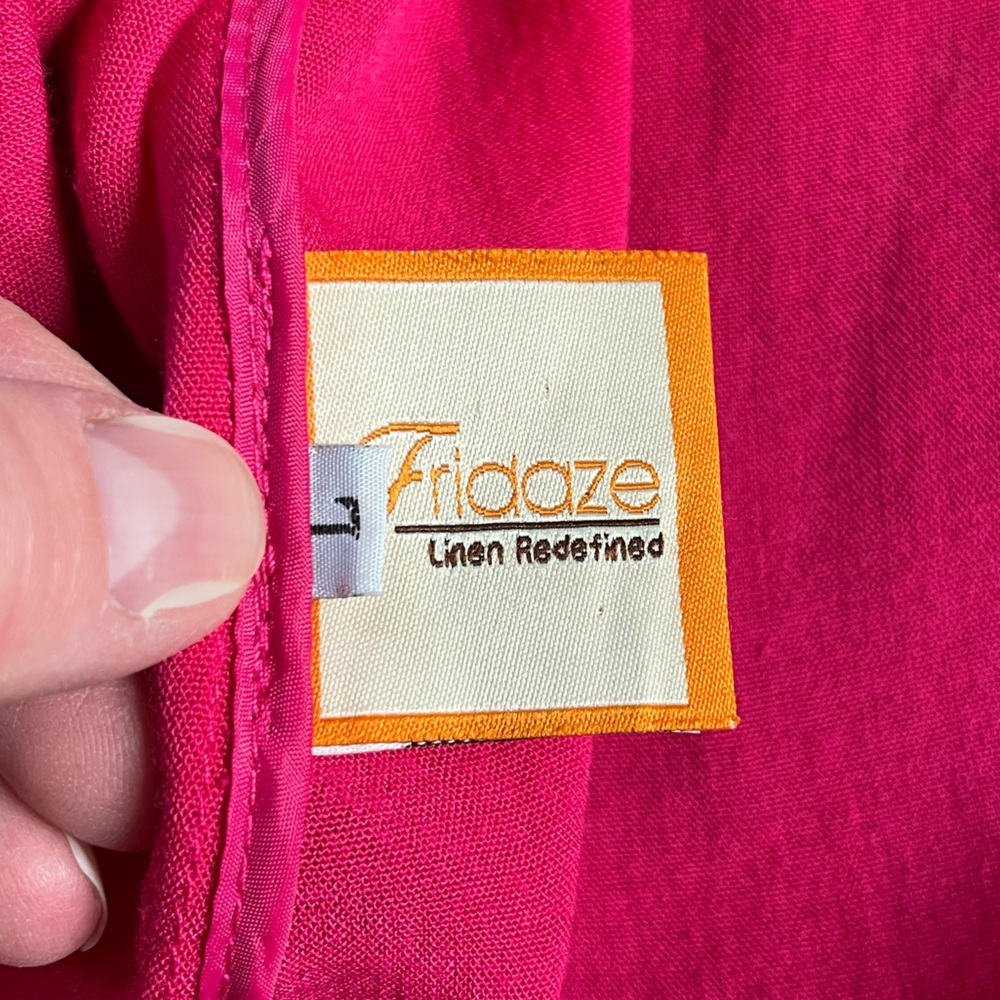 Fridaze Women's Hot Pintuck Buttondown Linen Blouse, L - Picture 3 of 4